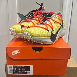 Nike Vapor Street Off-White
Tour Yellow/Black/Light Bone
Size 7.5 Women